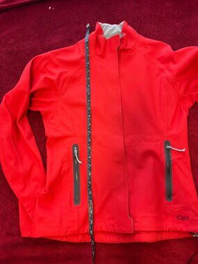 Outdoor Research Solitude Softshell Jacket - Women's Size S Red